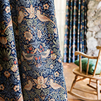 COROLLEのカーテン見本