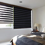 COROLLEのカーテン見本