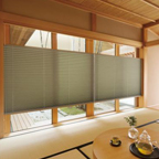 COROLLEのカーテン見本